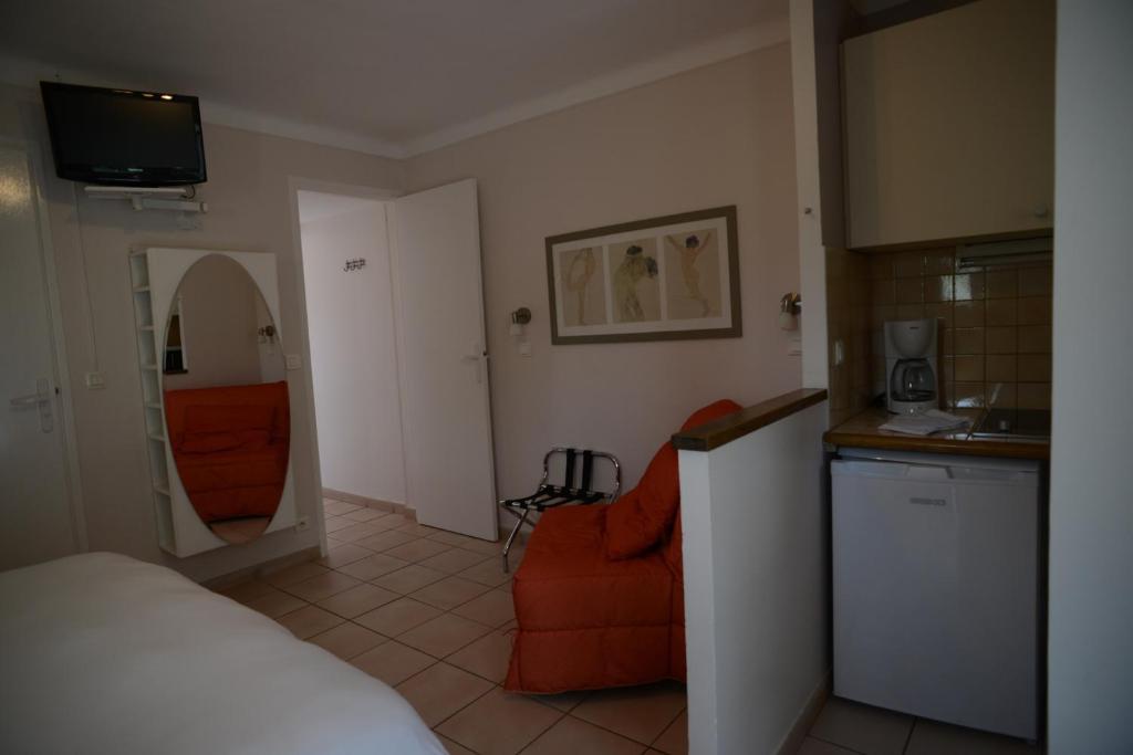 Athena Motel Saint Aygulf Eksteriør bilde